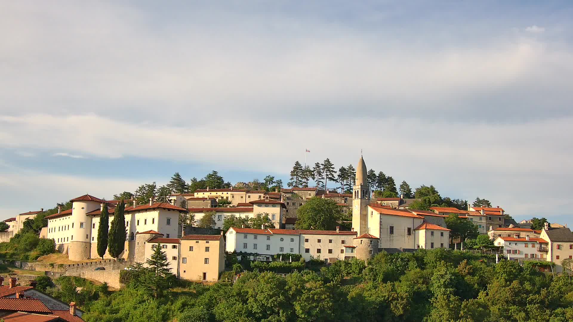 Štanjel – Entdecken Sie das Herz der Karstregion
