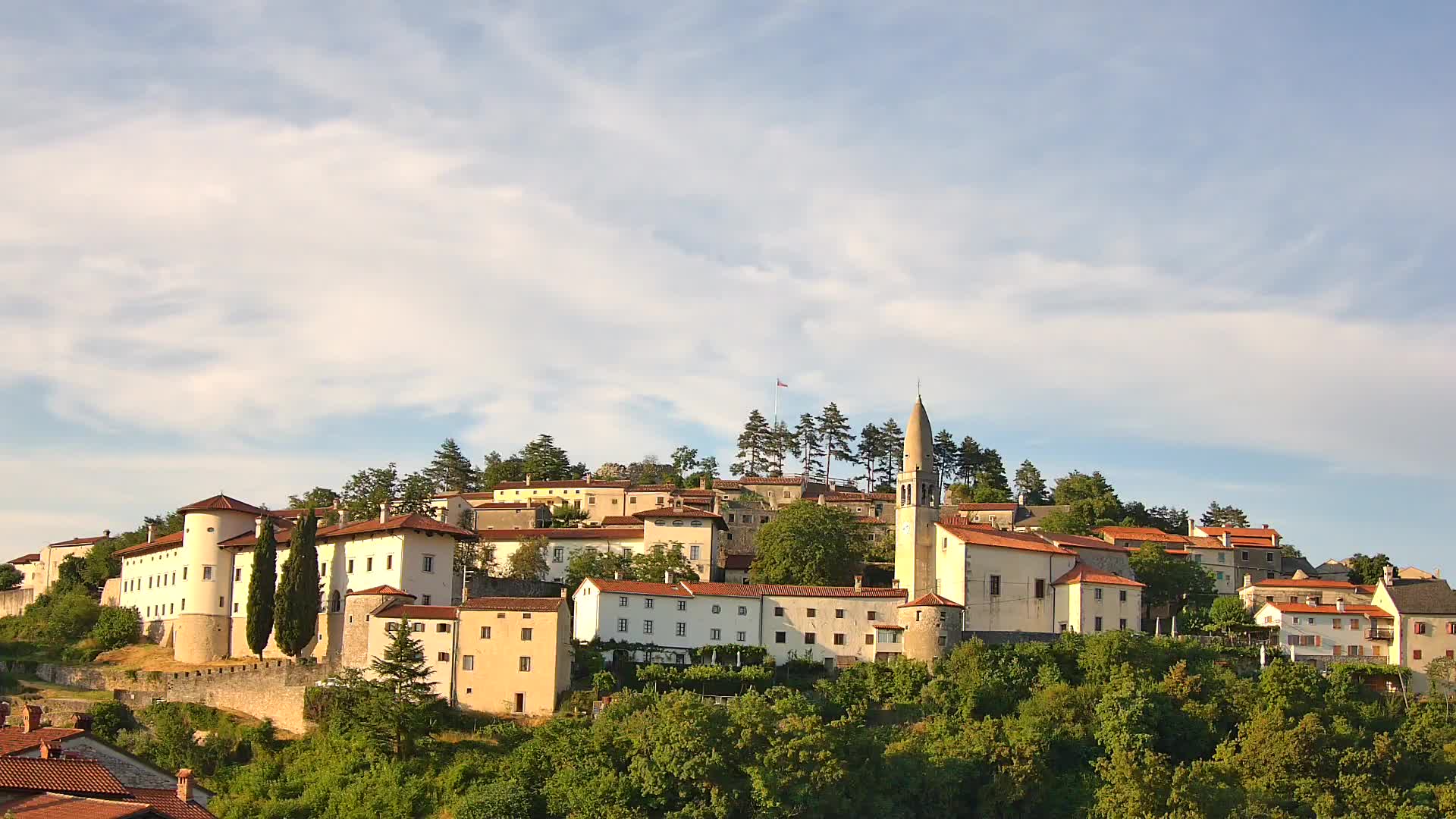 Štanjel – Entdecken Sie das Herz der Karstregion