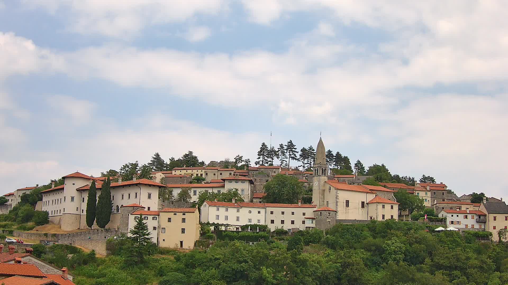 Štanjel – Discover the Heart of the Karst Region
