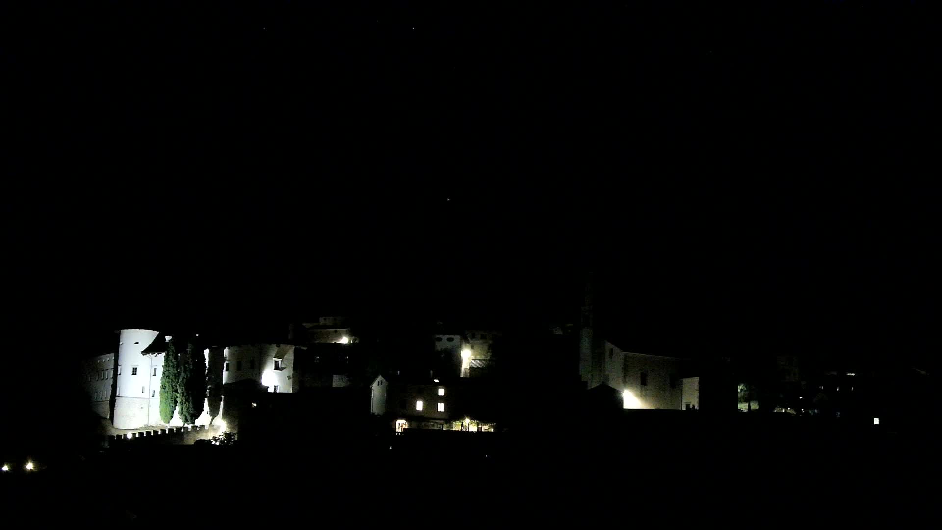 Štanjel v Živo: Odkrijte Srce Krasa