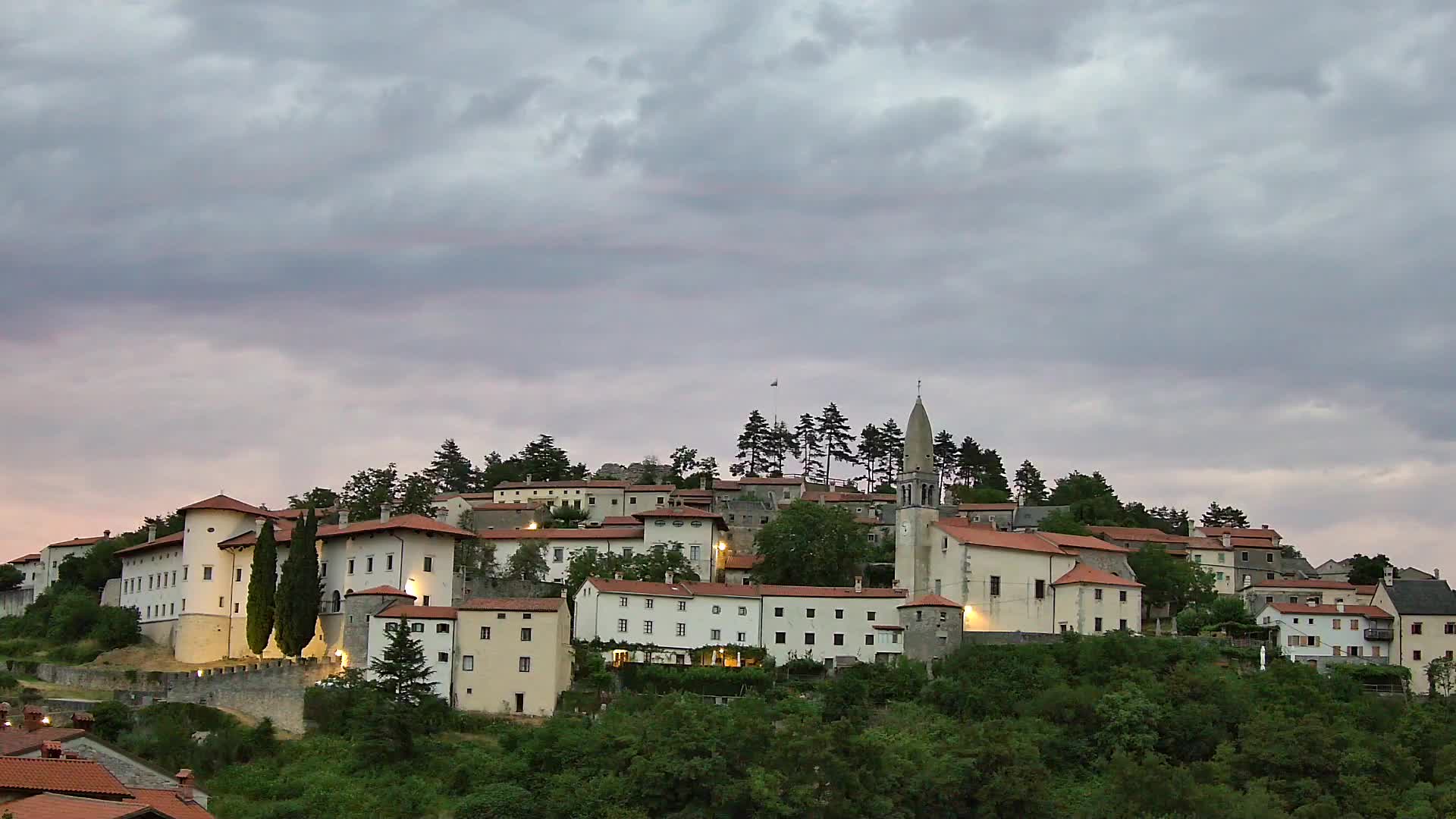 Štanjel – Découvrez le Cœur du Karst