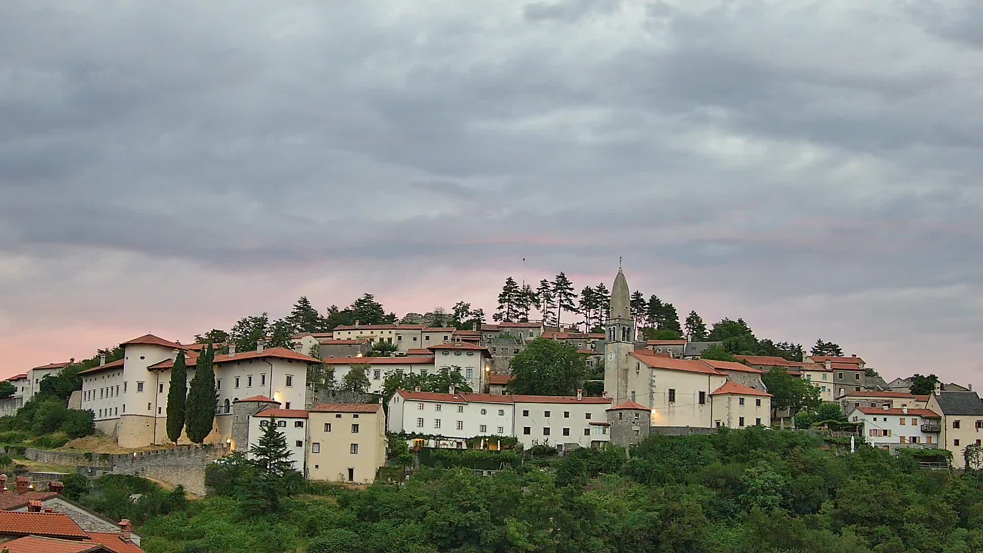 Štanjel – Découvrez le Cœur du Karst