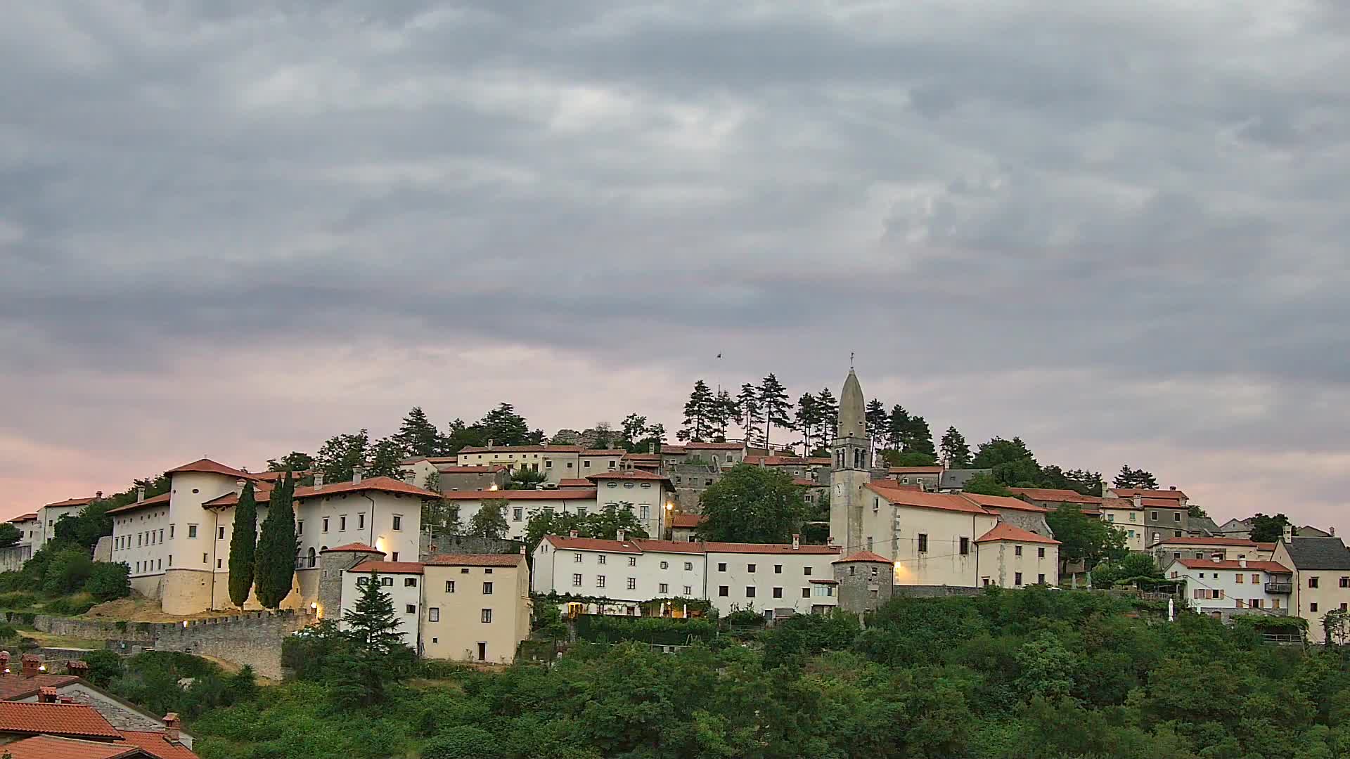 Štanjel Uživo: Otkrijte Srce Krasne Regije