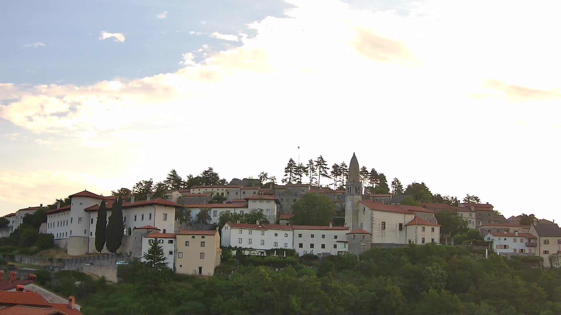 Štanjel – Entdecken Sie das Herz der Karstregion