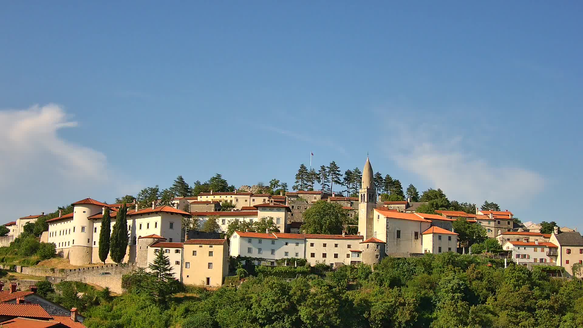 Štanjel – Entdecken Sie das Herz der Karstregion