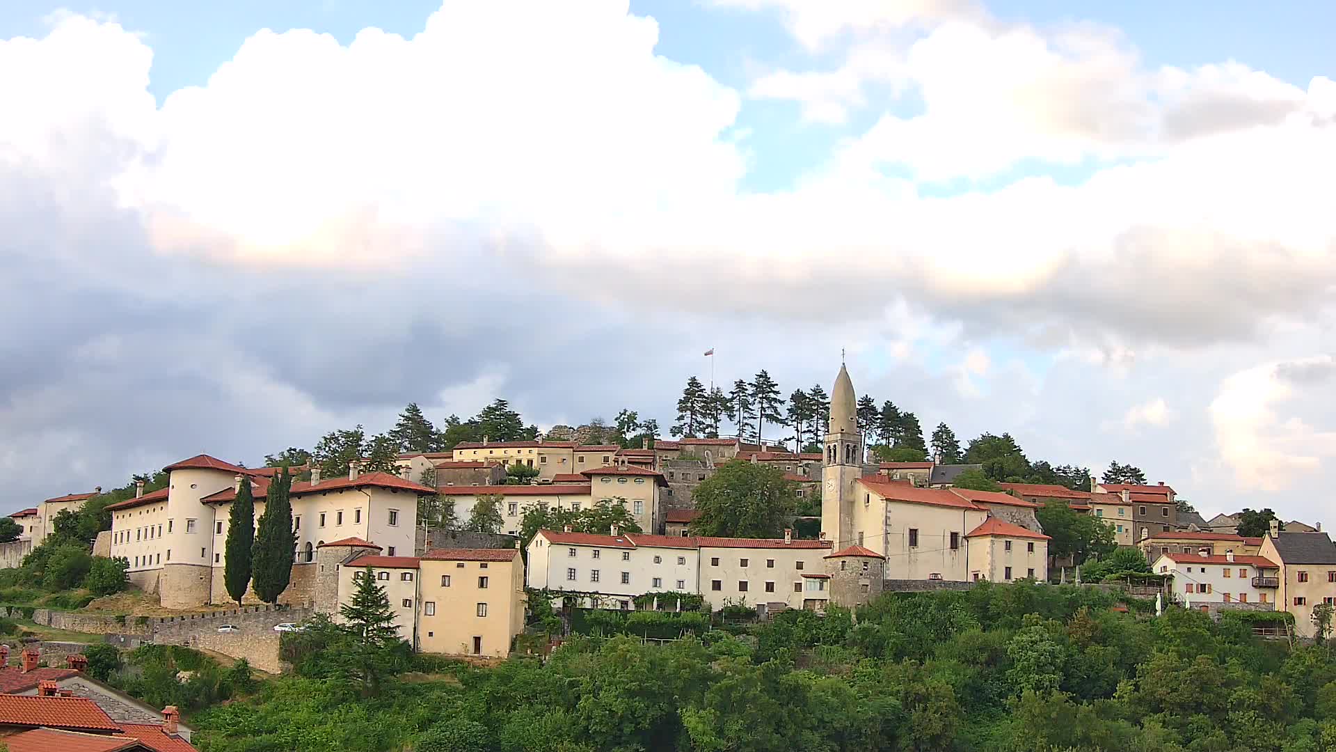 Štanjel – Découvrez le Cœur du Karst