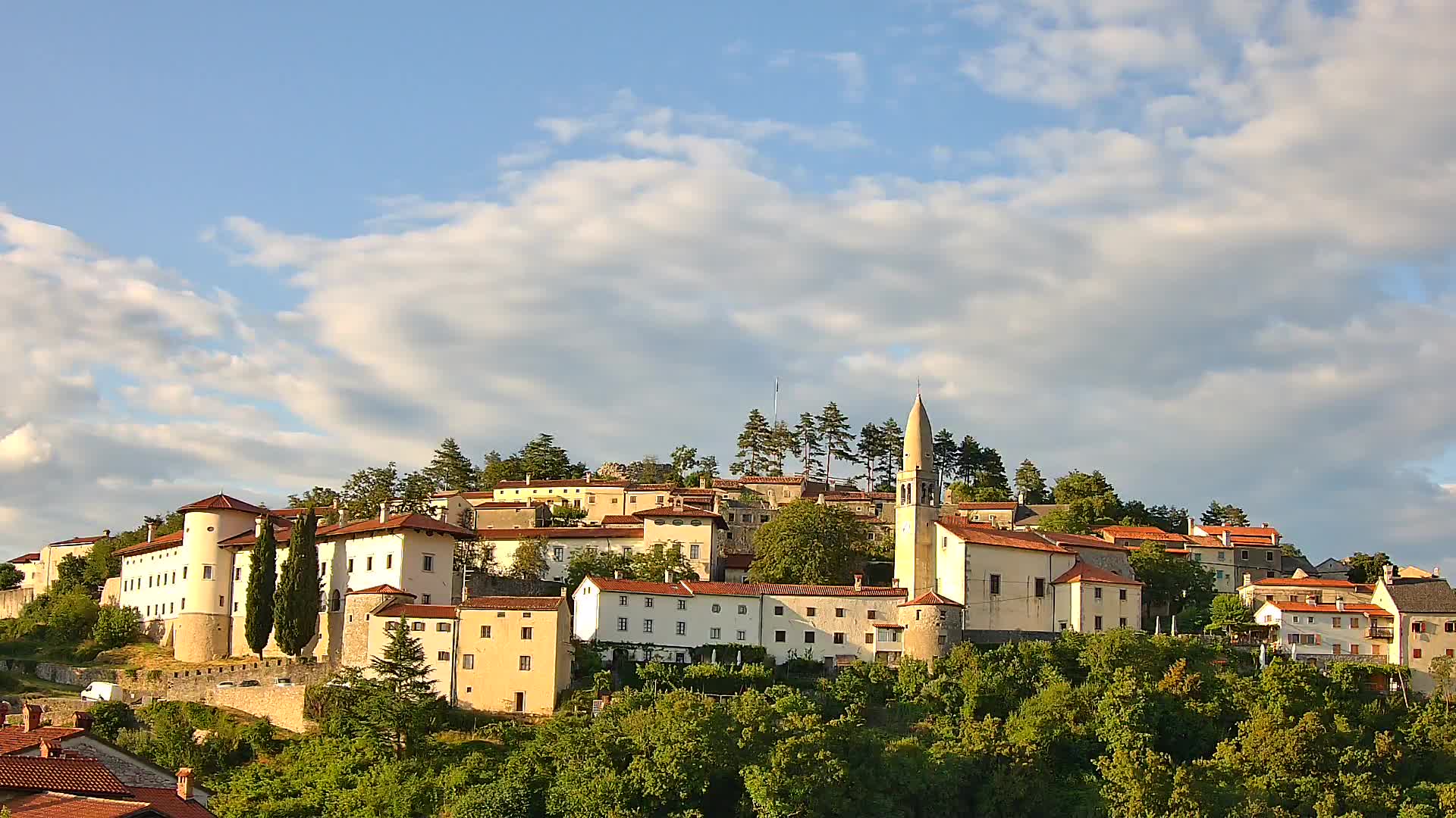Štanjel – Entdecken Sie das Herz der Karstregion