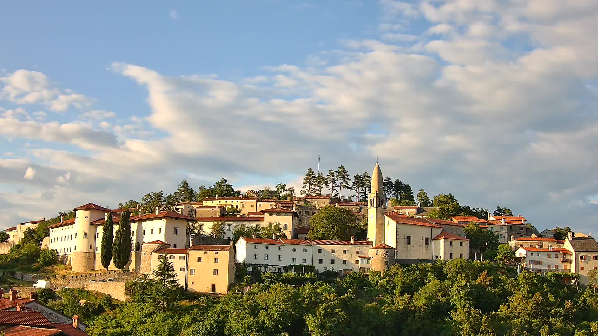 Štanjel – Entdecken Sie das Herz der Karstregion