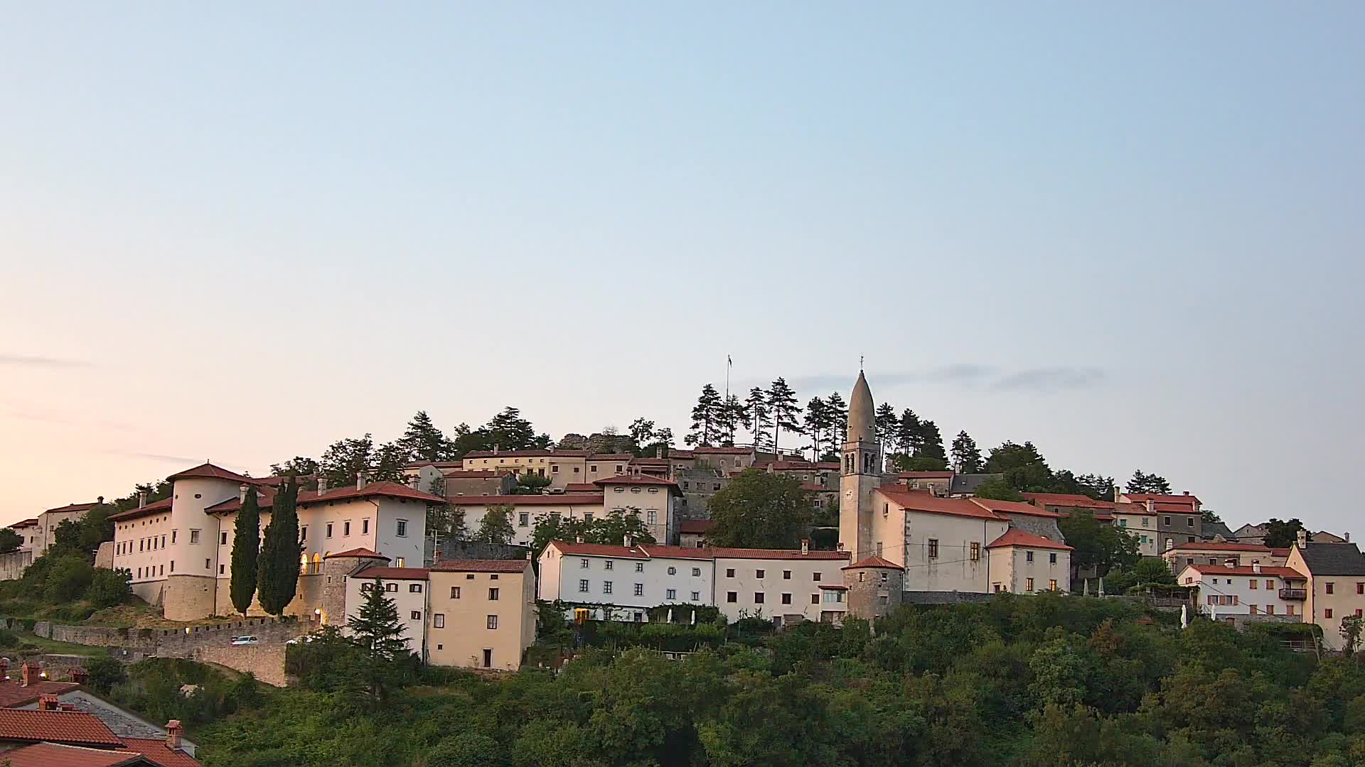 Štanjel Uživo: Otkrijte Srce Krasne Regije