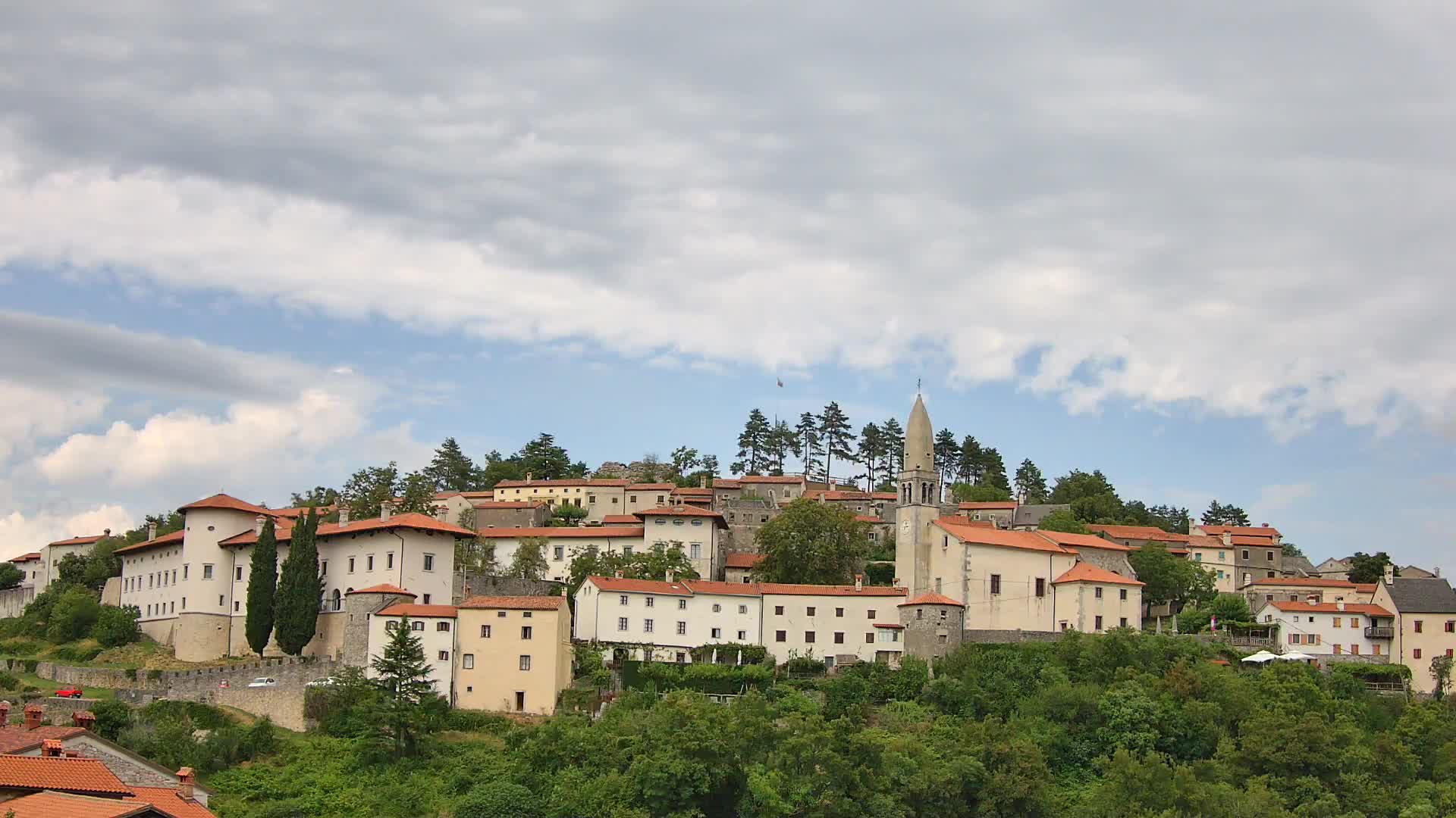 Štanjel – Entdecken Sie das Herz der Karstregion