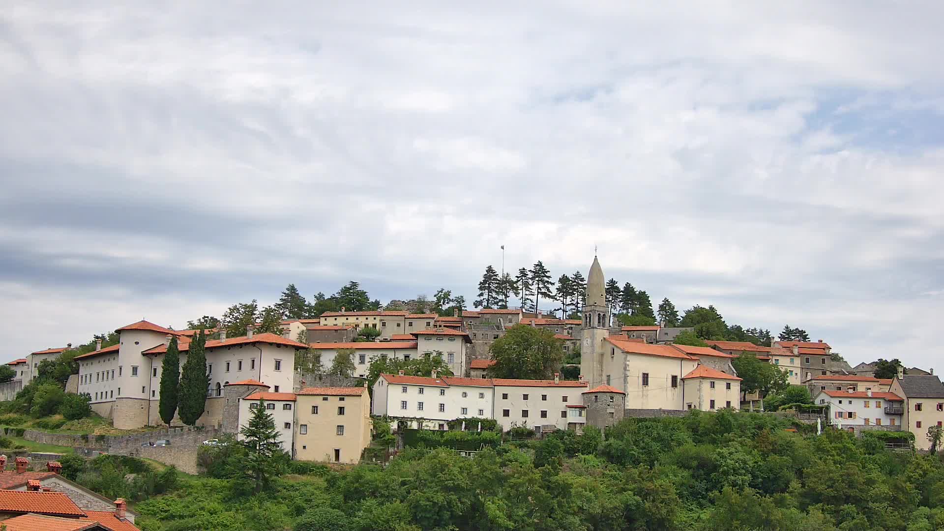 Štanjel – Entdecken Sie das Herz der Karstregion