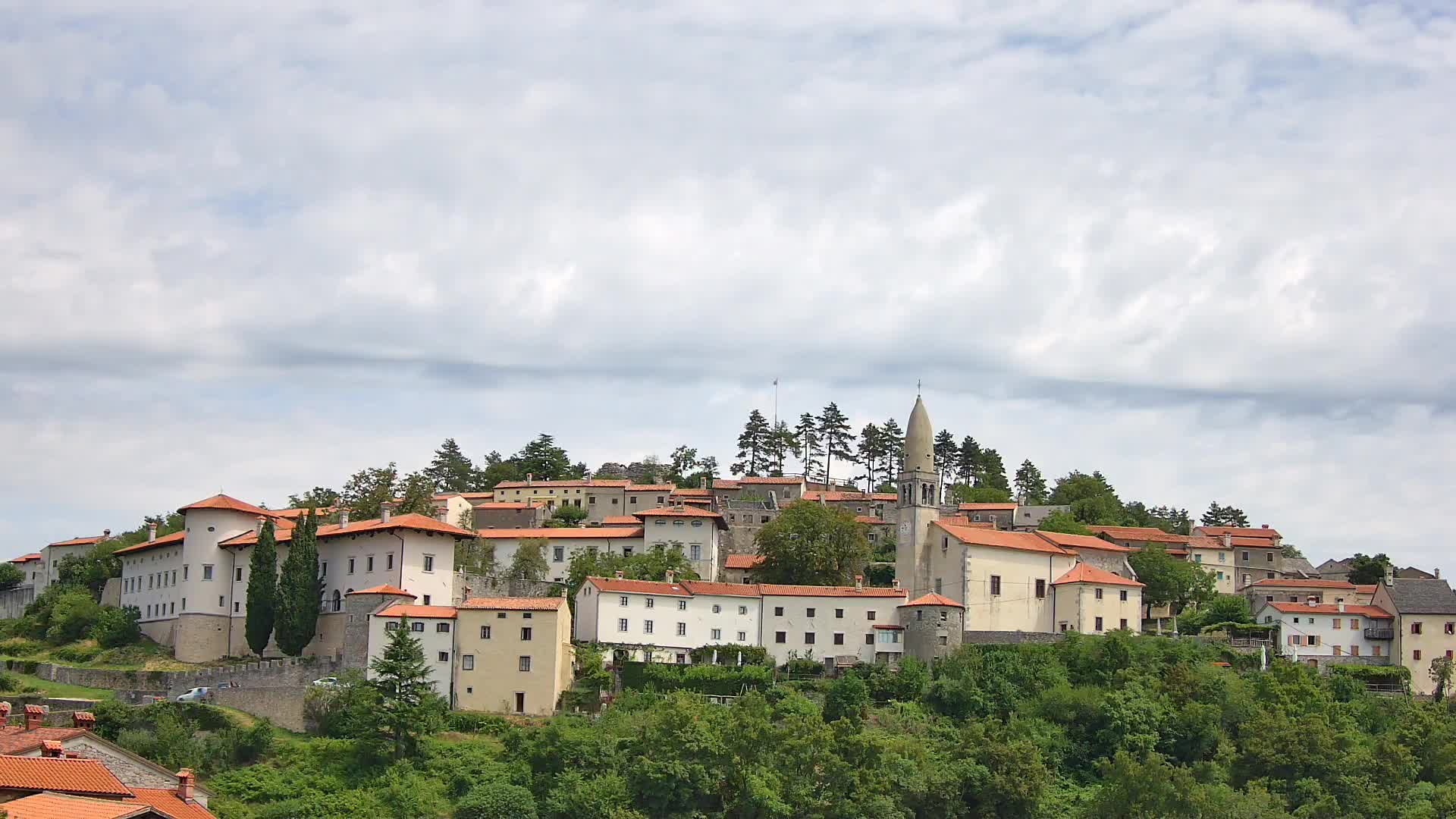 Štanjel – Entdecken Sie das Herz der Karstregion
