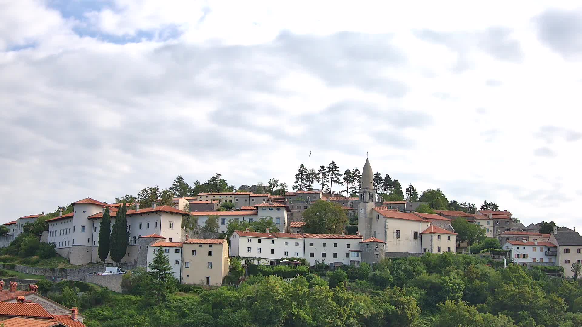 Štanjel – Entdecken Sie das Herz der Karstregion