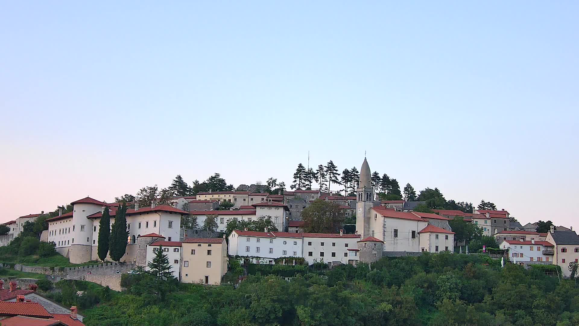 Štanjel – Discover the Heart of the Karst Region