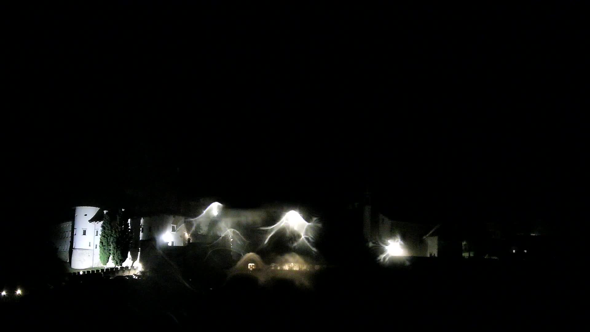 Štanjel v Živo: Odkrijte Srce Krasa