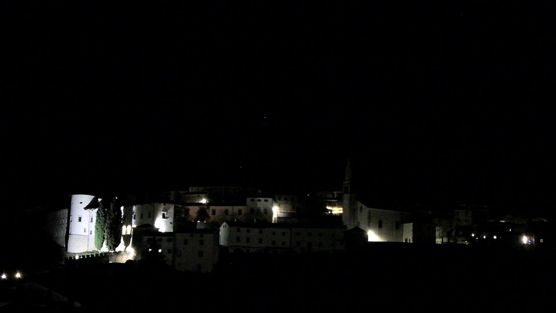 Štanjel v Živo: Odkrijte Srce Krasa