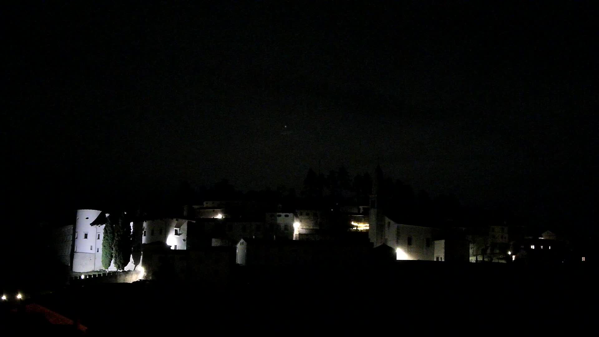 Štanjel v Živo: Odkrijte Srce Krasa