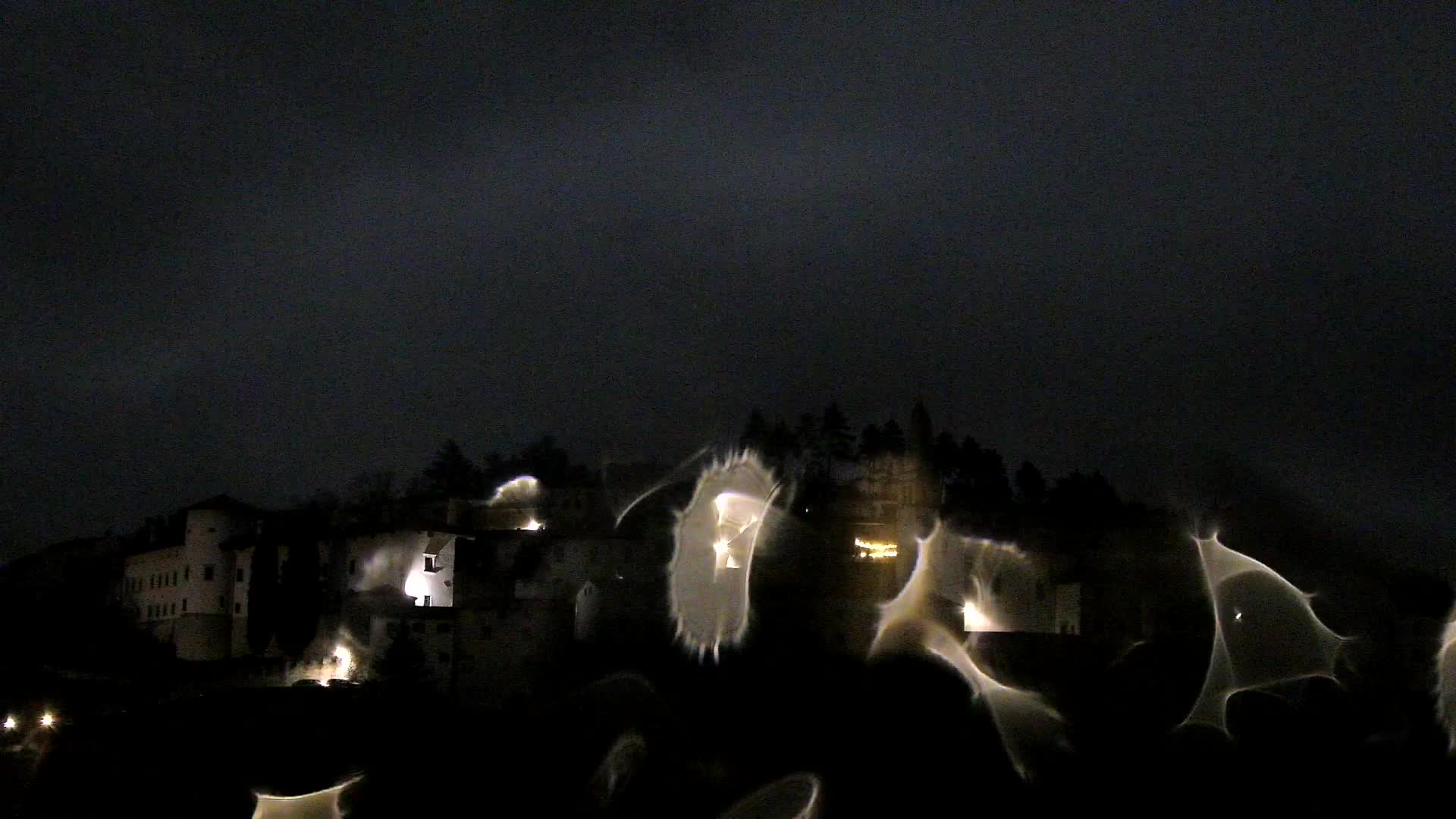 Štanjel v Živo: Odkrijte Srce Krasa