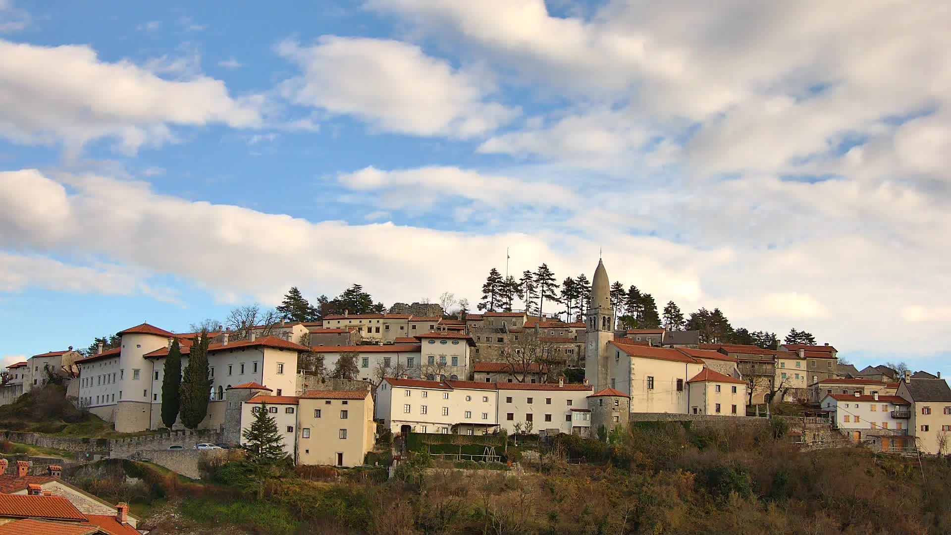 Štanjel – Découvrez le Cœur du Karst