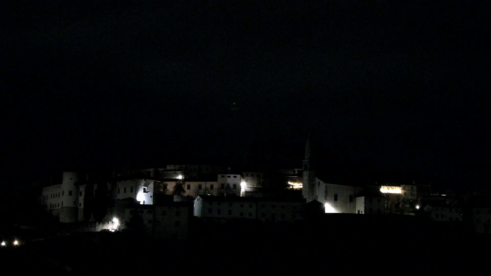 Štanjel v Živo: Odkrijte Srce Krasa