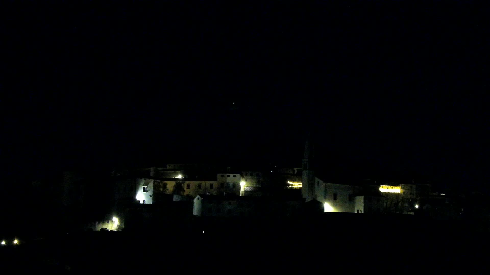 Štanjel v Živo: Odkrijte Srce Krasa