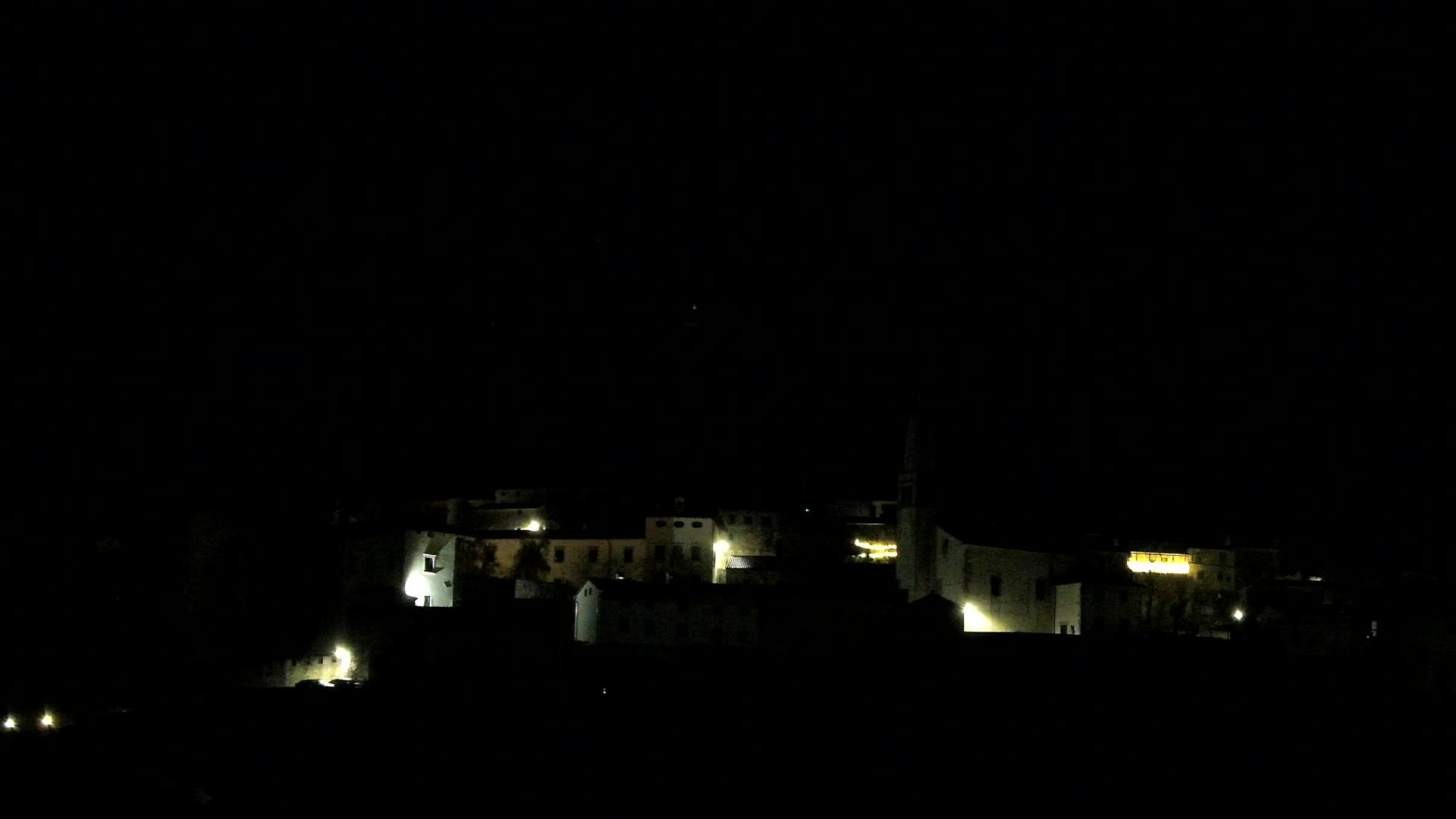 Štanjel v Živo: Odkrijte Srce Krasa