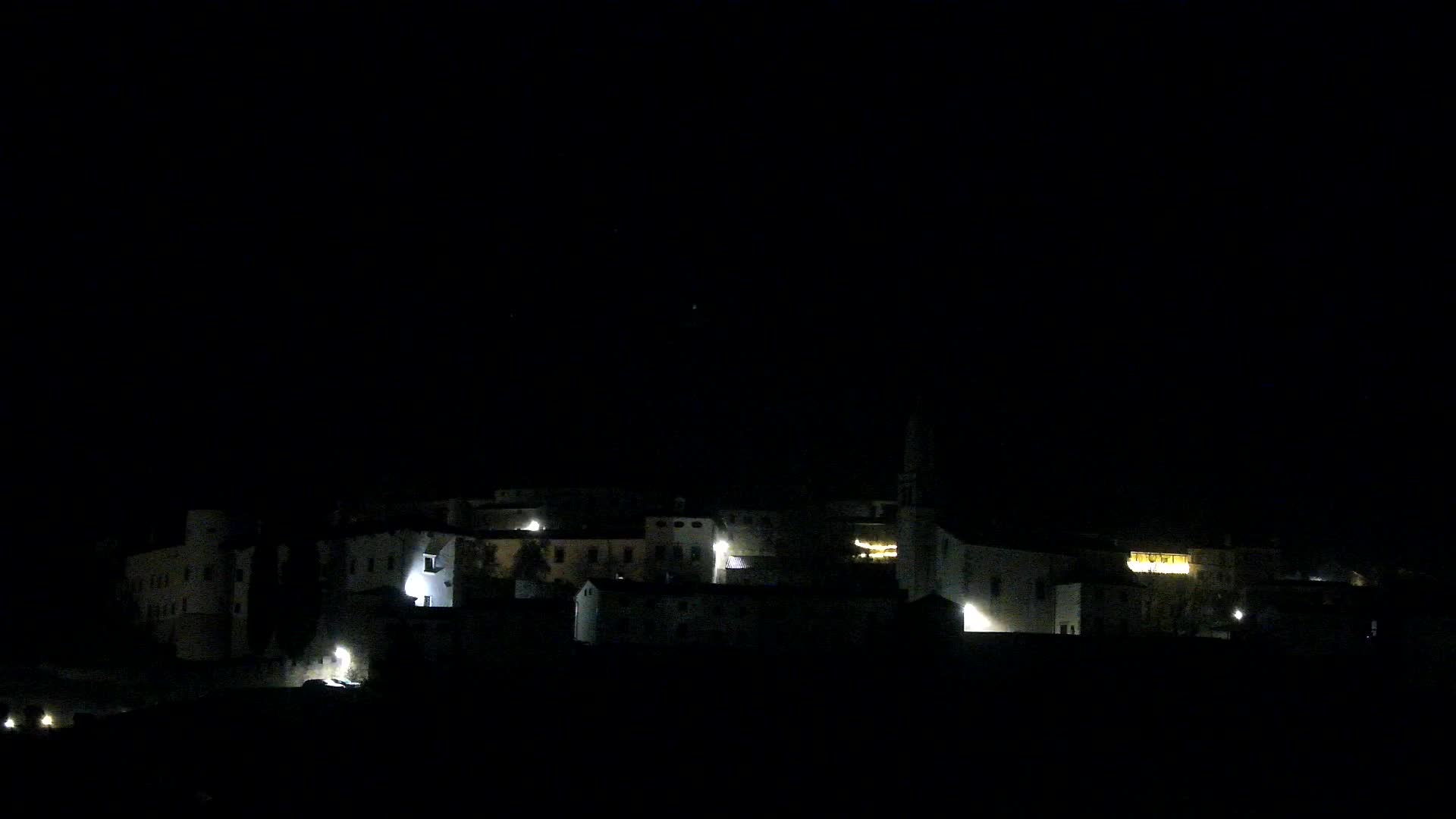 Štanjel v Živo: Odkrijte Srce Krasa