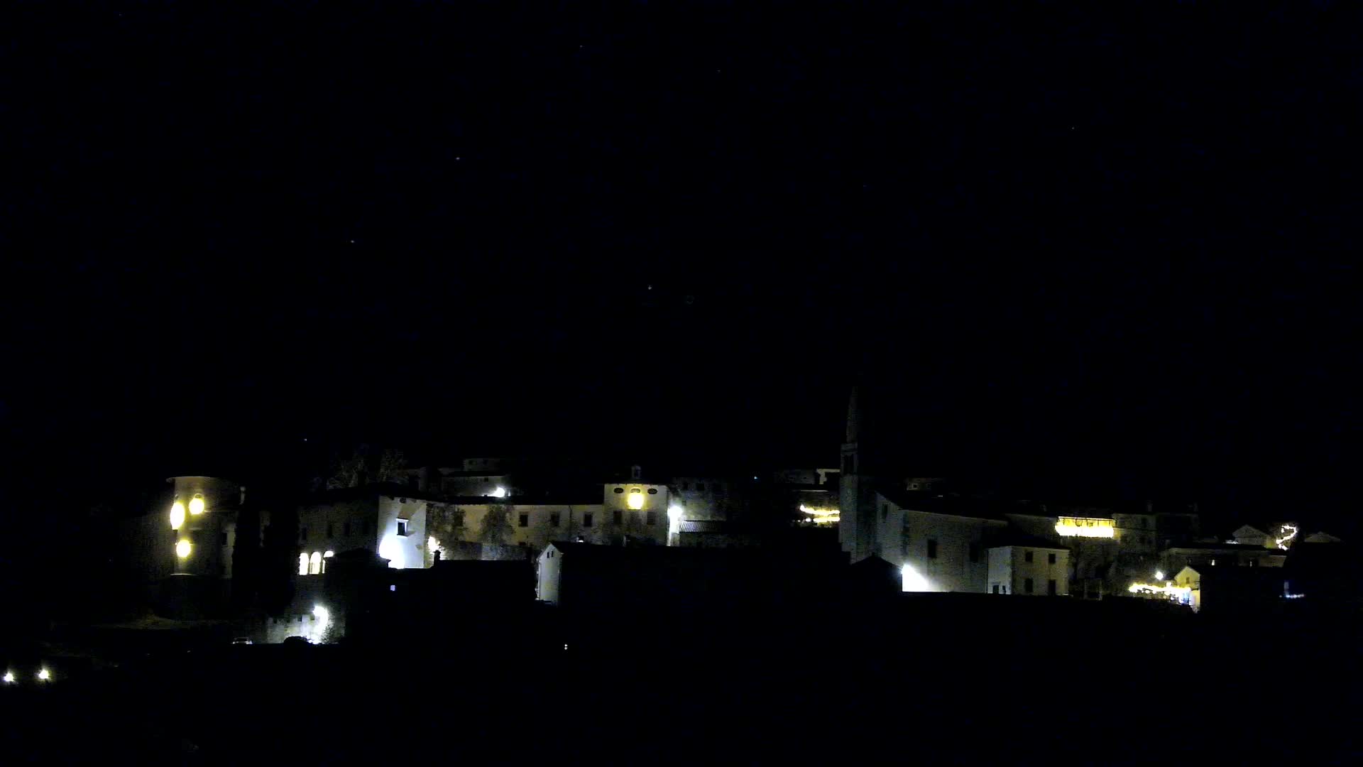 Štanjel v Živo: Odkrijte Srce Krasa