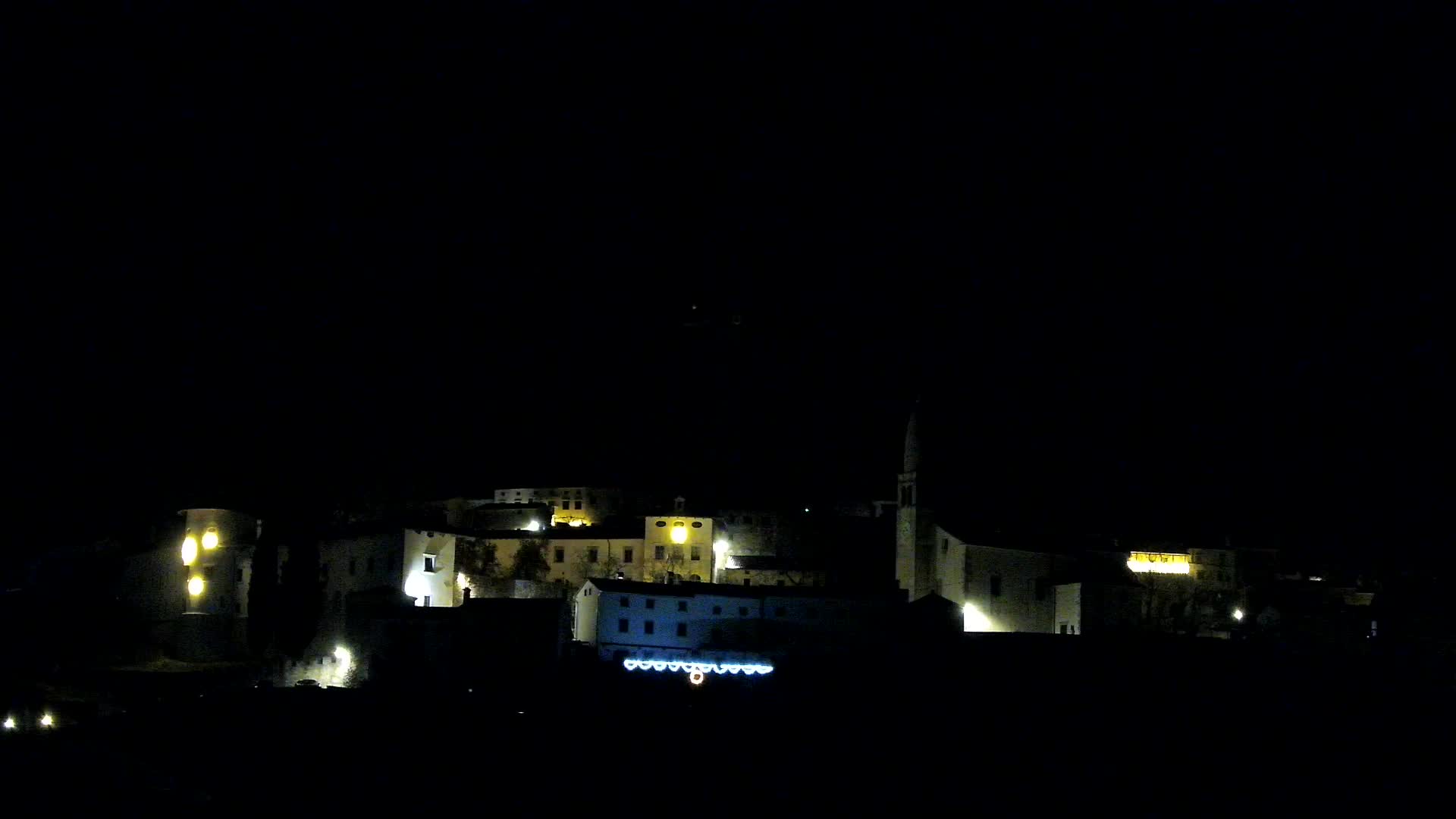 Štanjel v Živo: Odkrijte Srce Krasa