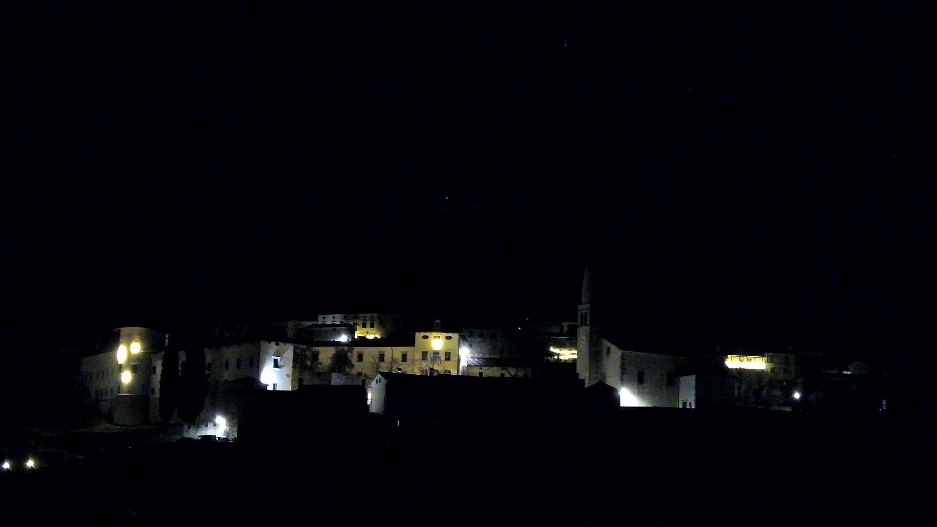 Štanjel v Živo: Odkrijte Srce Krasa