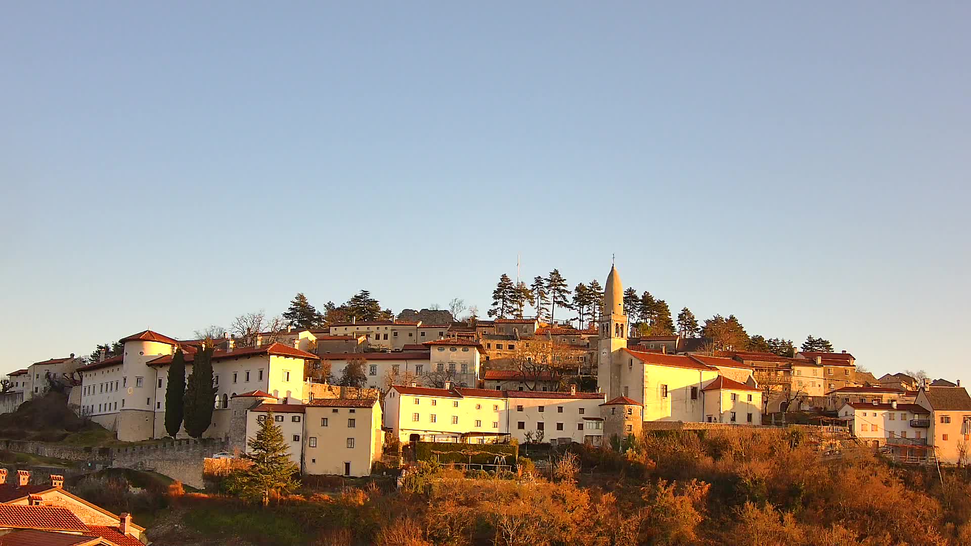 Štanjel – Entdecken Sie das Herz der Karstregion
