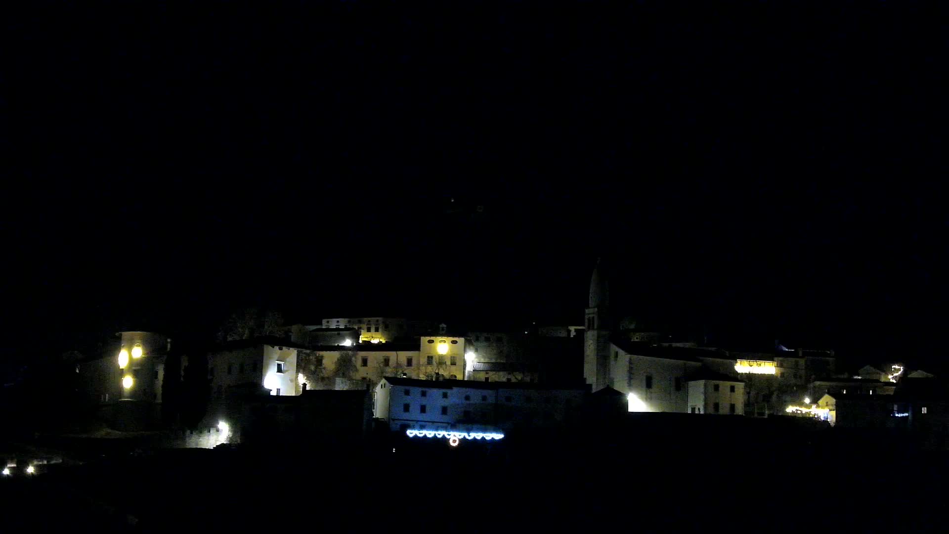 Štanjel v Živo: Odkrijte Srce Krasa