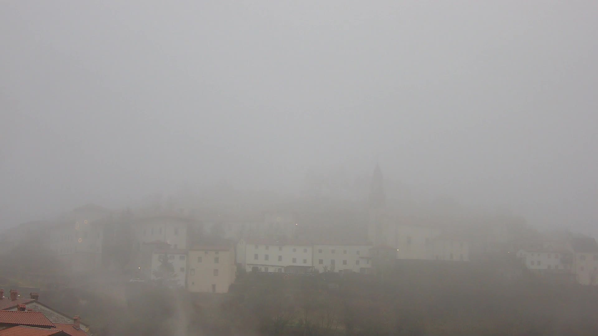 Štanjel v Živo: Odkrijte Srce Krasa