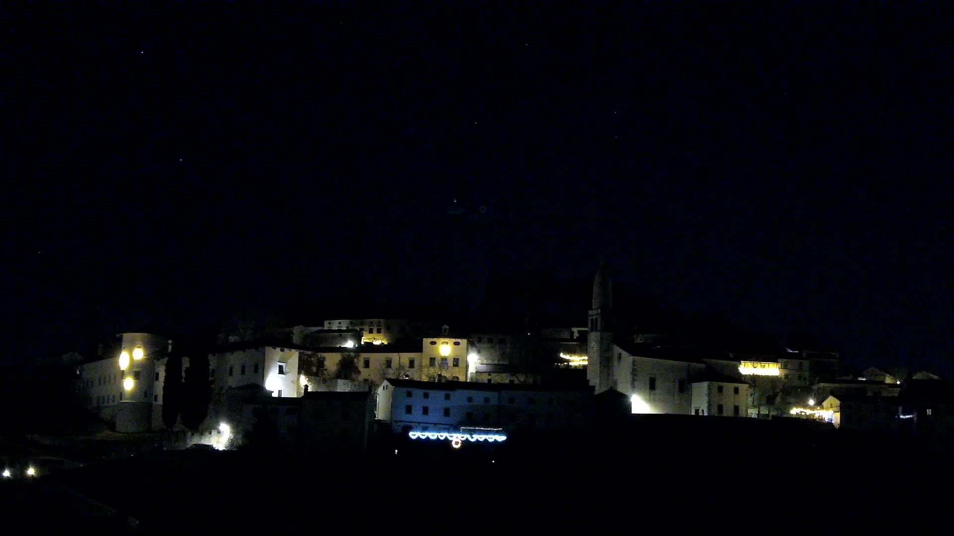 Štanjel v Živo: Odkrijte Srce Krasa