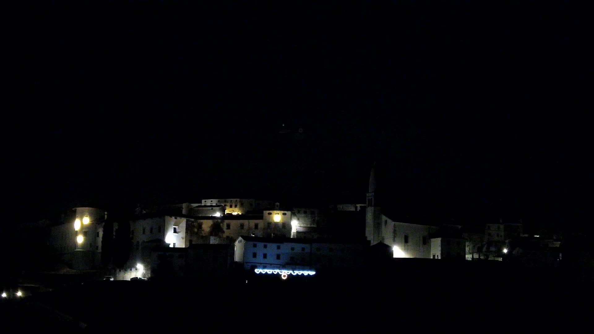 Štanjel v Živo: Odkrijte Srce Krasa