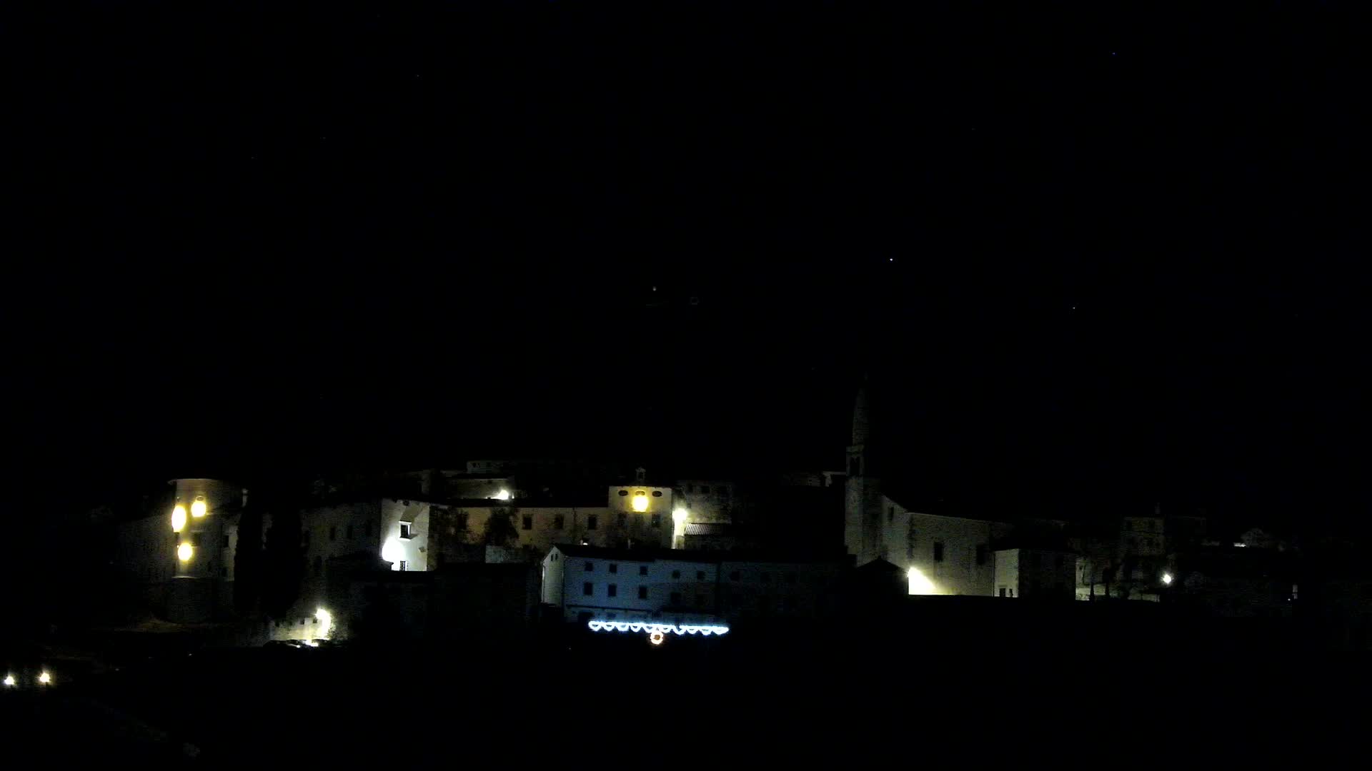 Štanjel v Živo: Odkrijte Srce Krasa