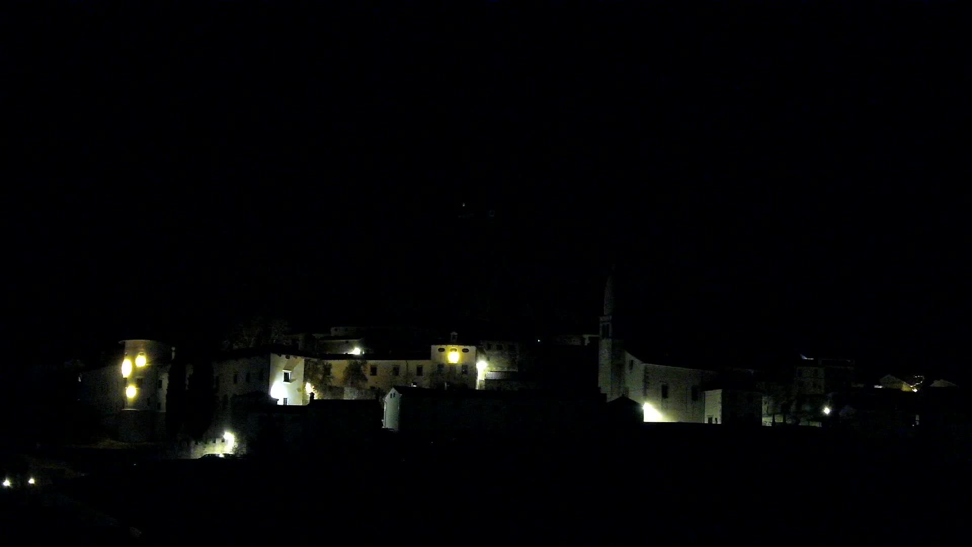 Štanjel v Živo: Odkrijte Srce Krasa