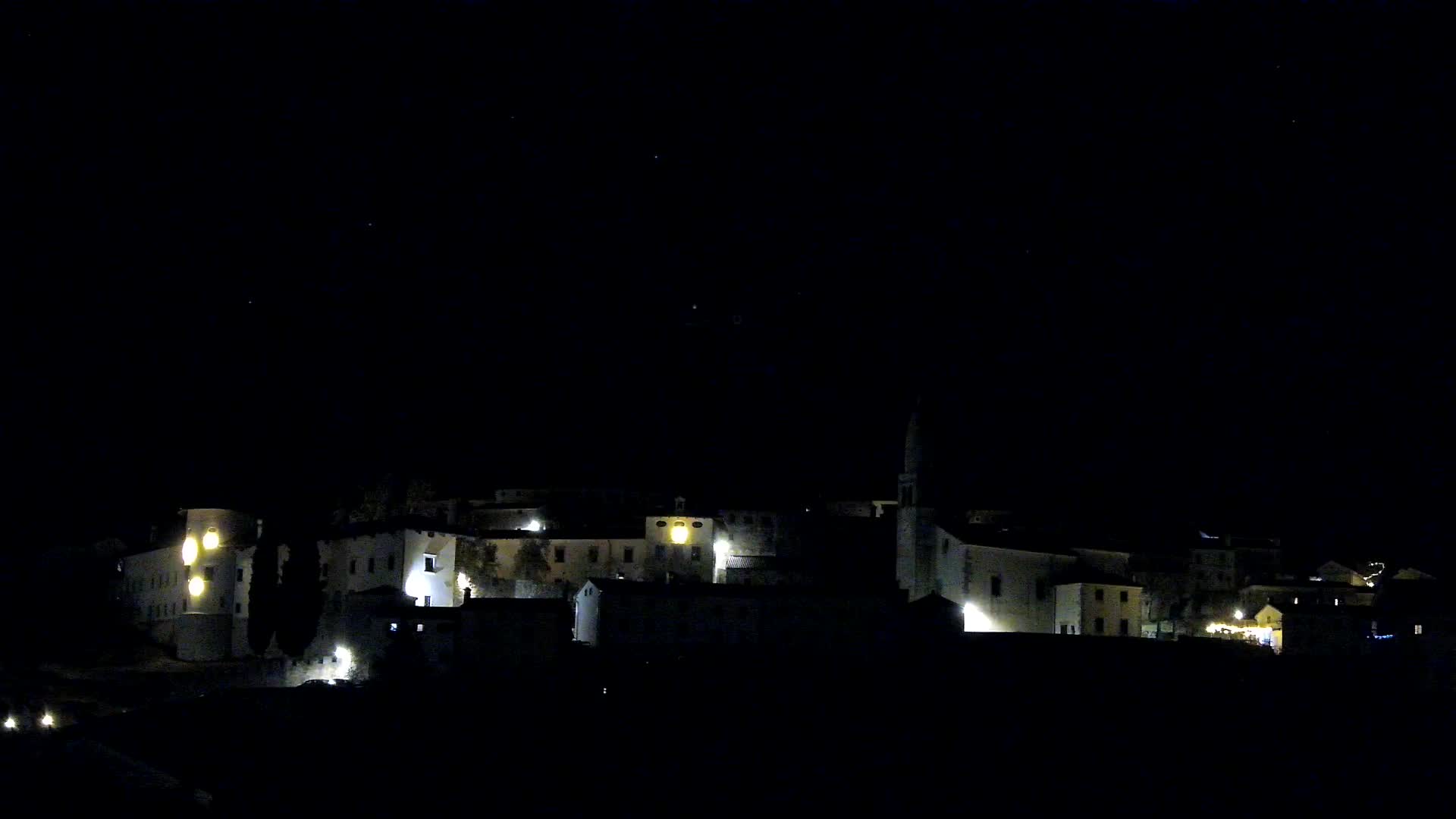 Štanjel v Živo: Odkrijte Srce Krasa