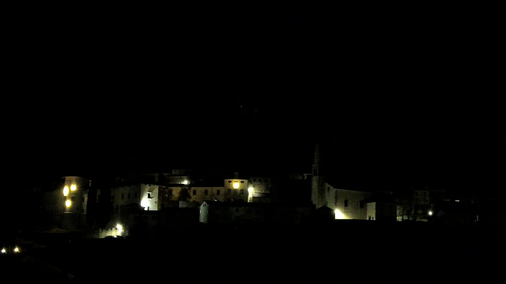 Štanjel v Živo: Odkrijte Srce Krasa