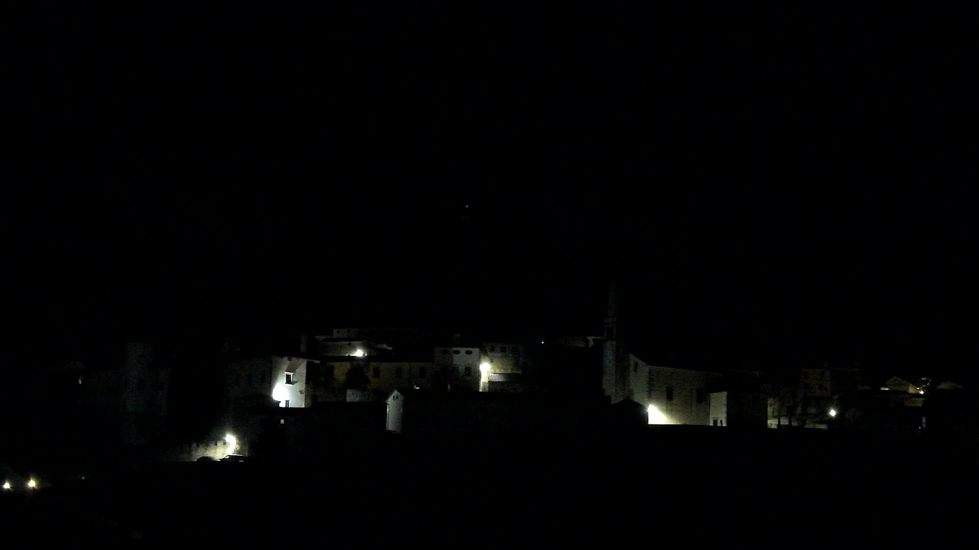 Štanjel v Živo: Odkrijte Srce Krasa