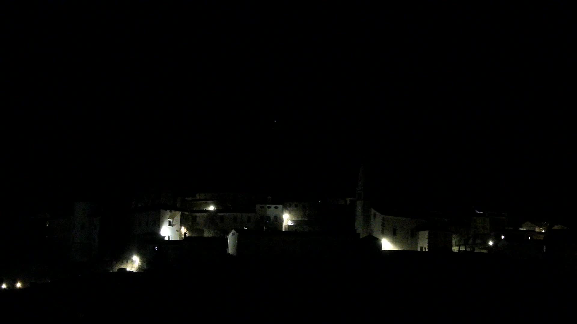 Štanjel v Živo: Odkrijte Srce Krasa