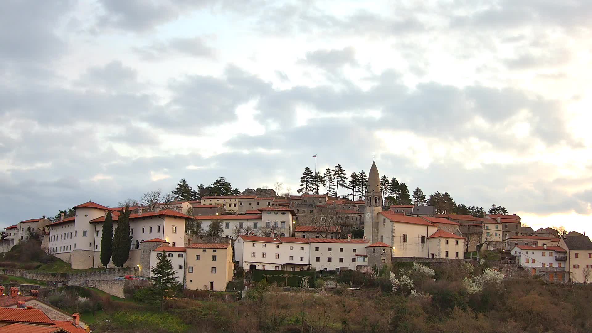 Štanjel Uživo: Otkrijte Srce Krasne Regije