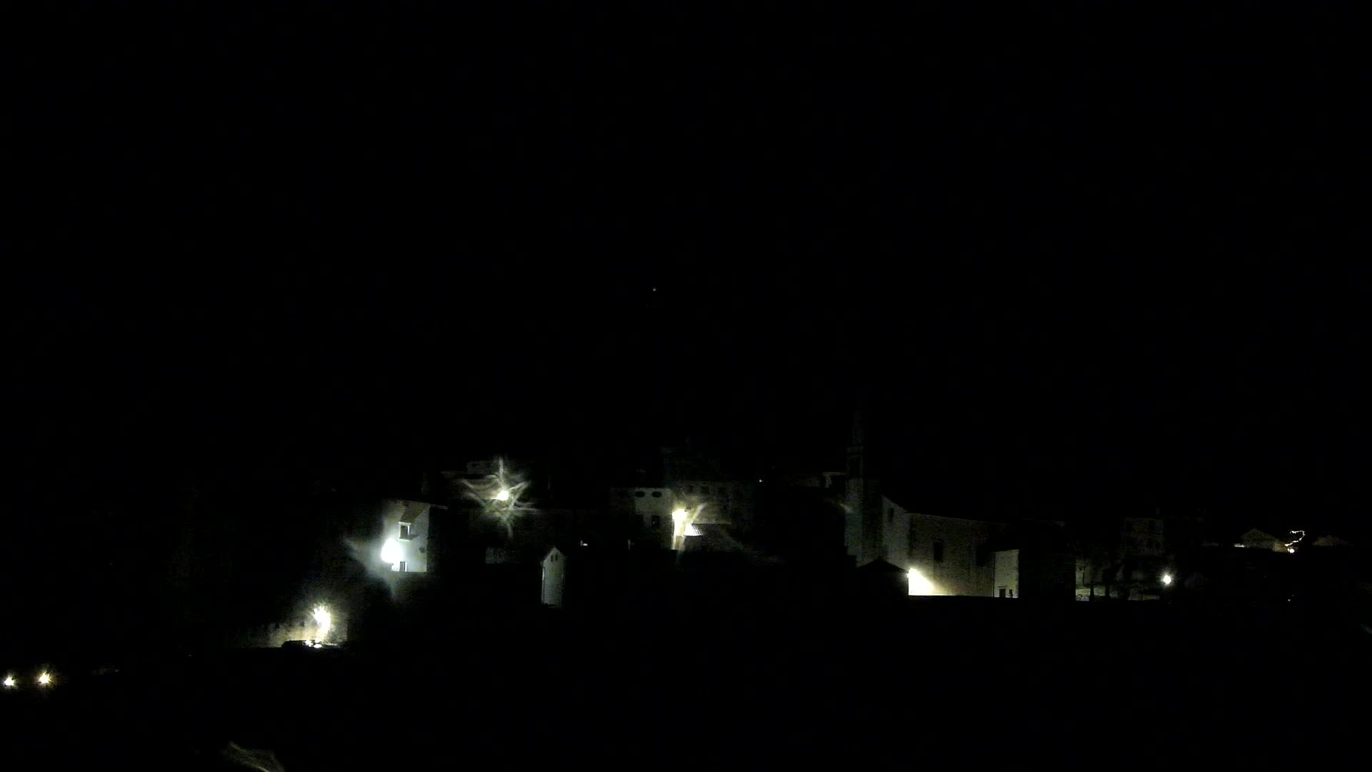 Štanjel v Živo: Odkrijte Srce Krasa