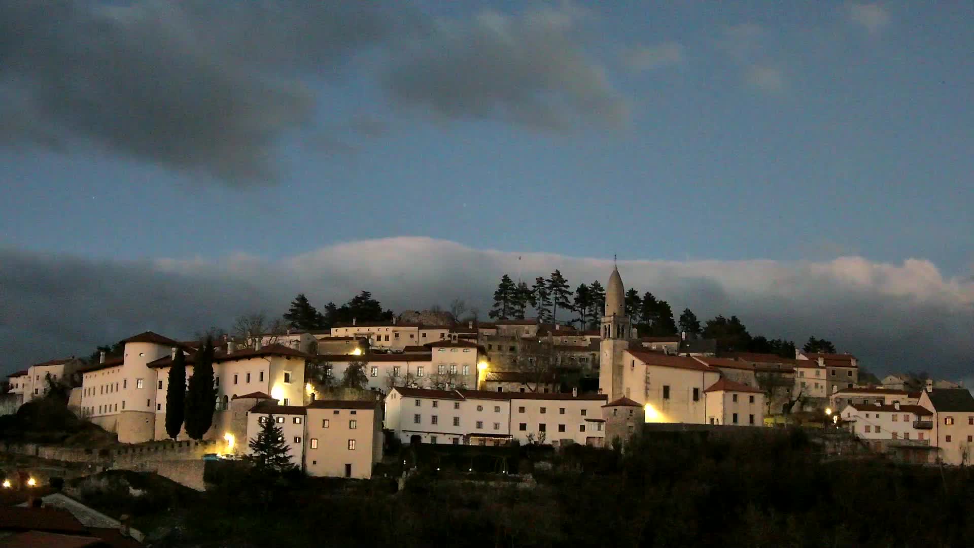 Štanjel – Entdecken Sie das Herz der Karstregion