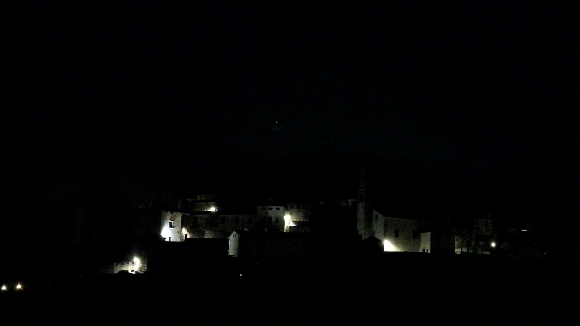 Štanjel v Živo: Odkrijte Srce Krasa