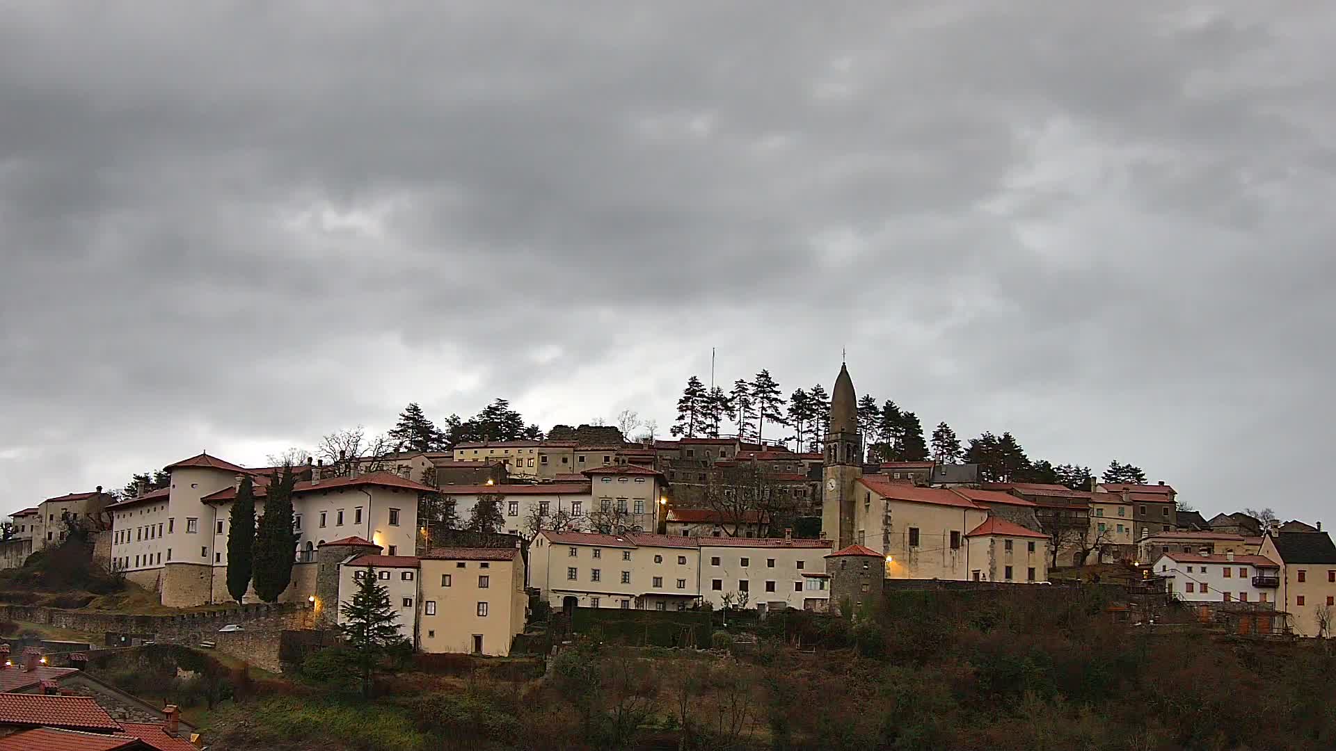 Štanjel – Entdecken Sie das Herz der Karstregion