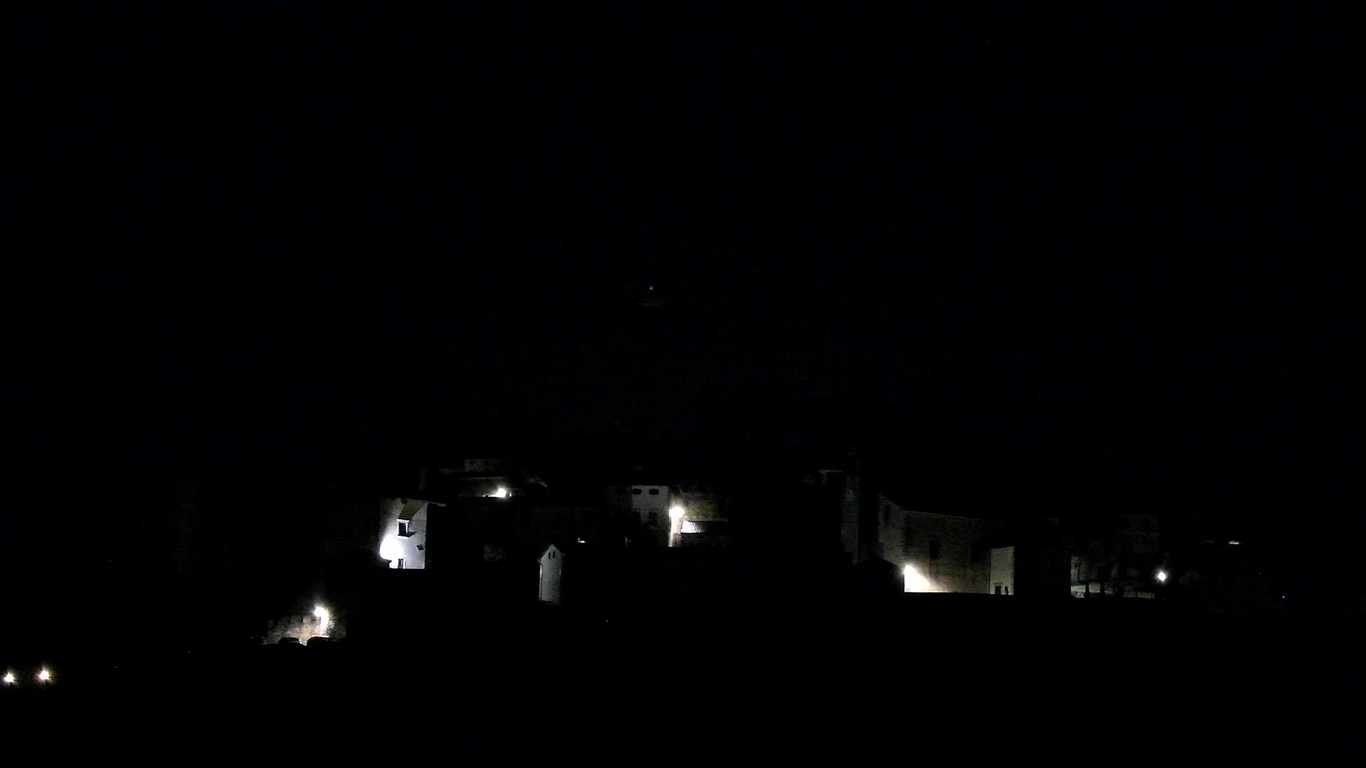 Štanjel v Živo: Odkrijte Srce Krasa