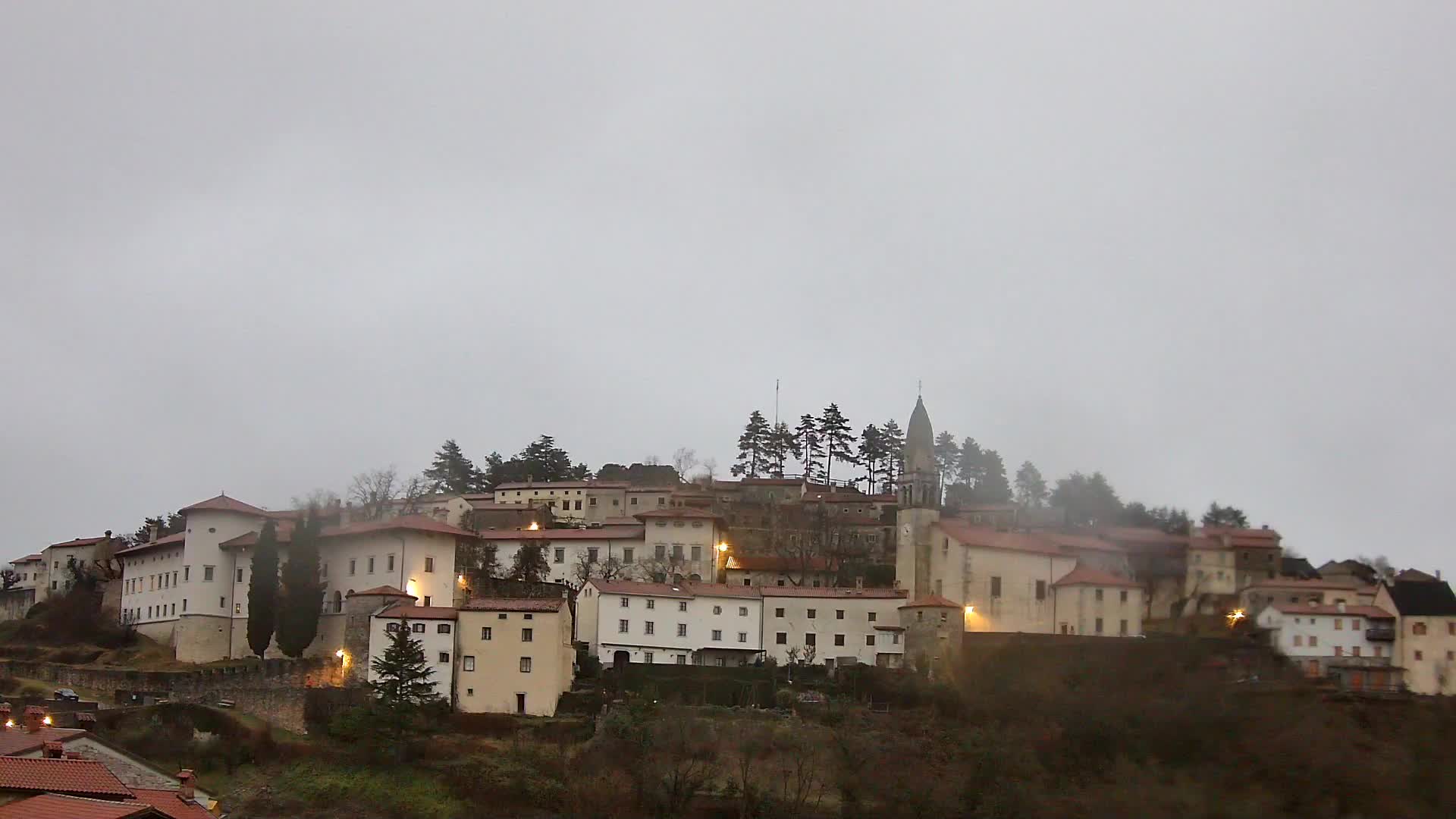 Štanjel – Entdecken Sie das Herz der Karstregion