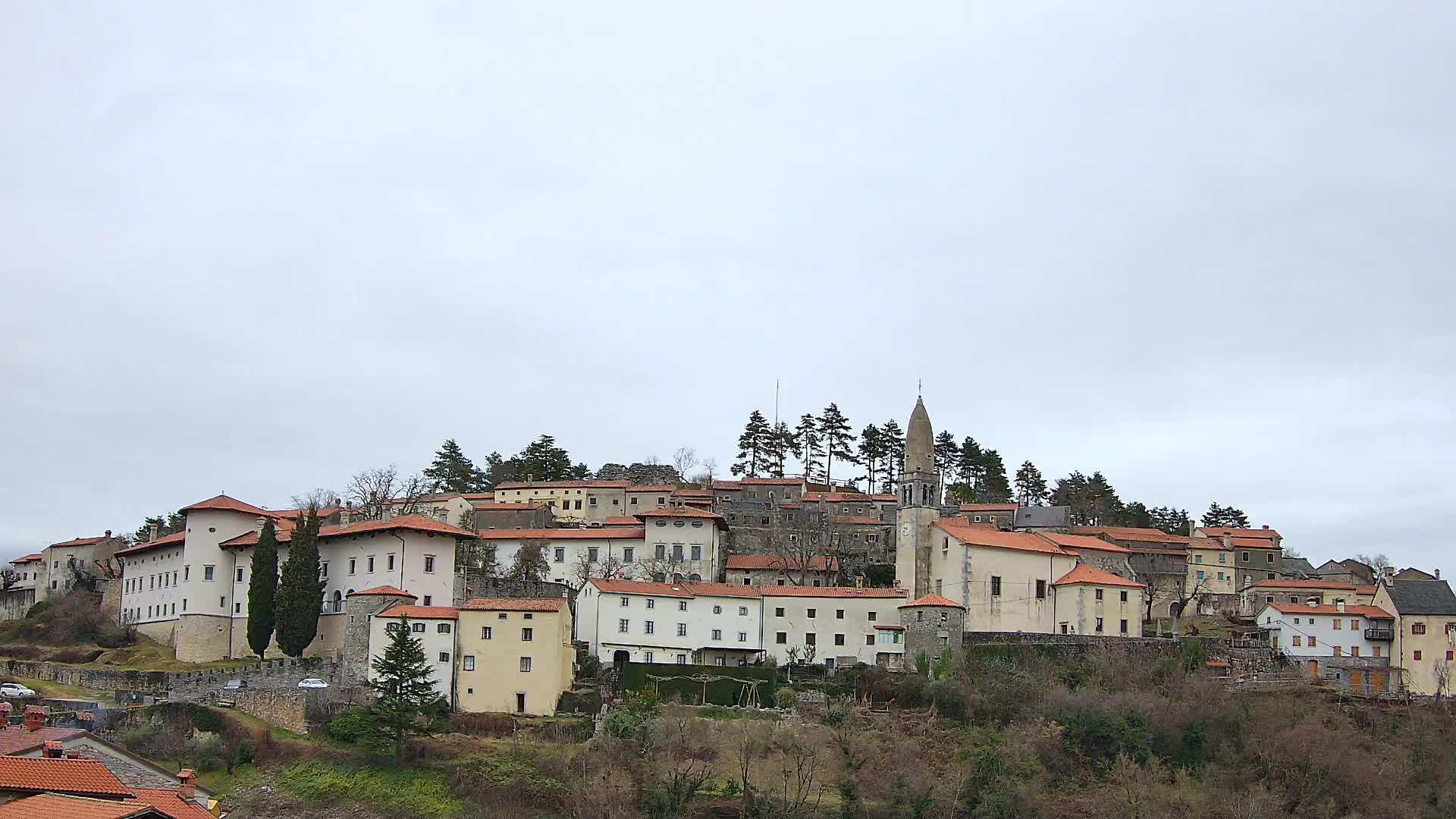 Štanjel – Entdecken Sie das Herz der Karstregion