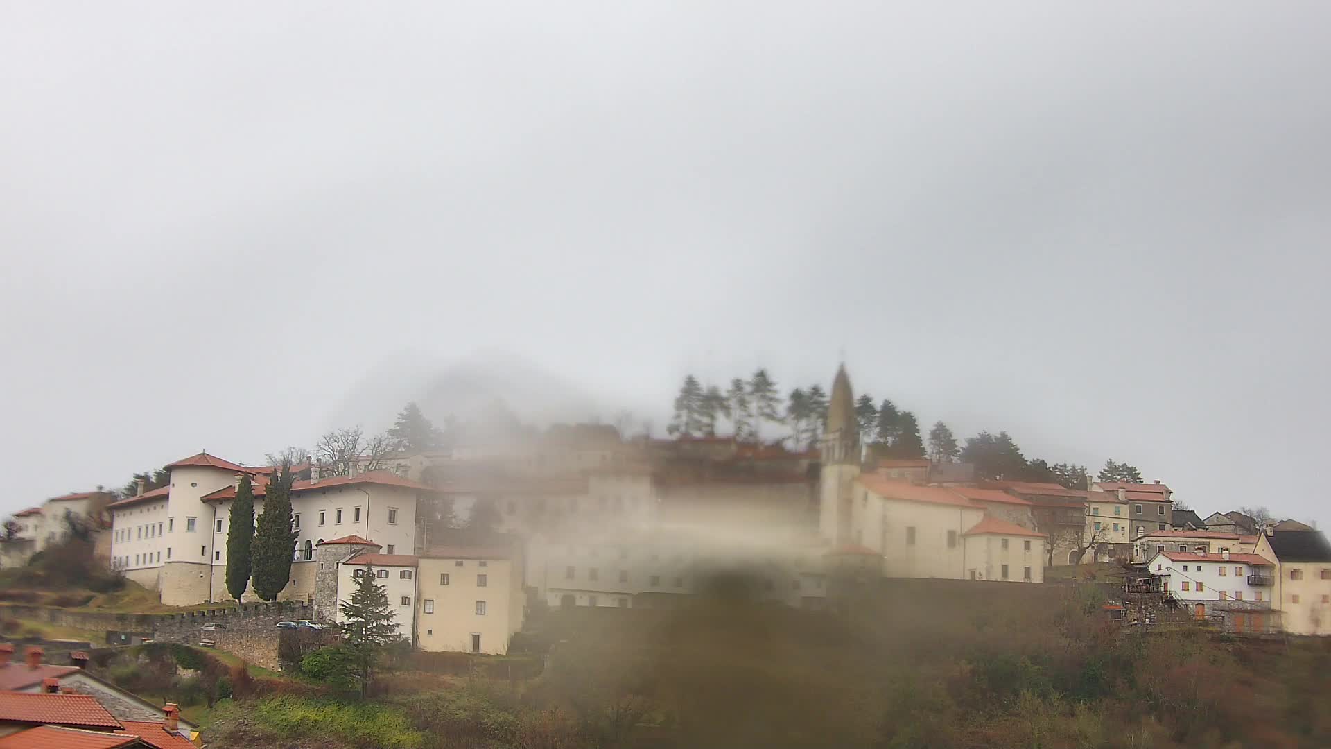 Štanjel v Živo: Odkrijte Srce Krasa